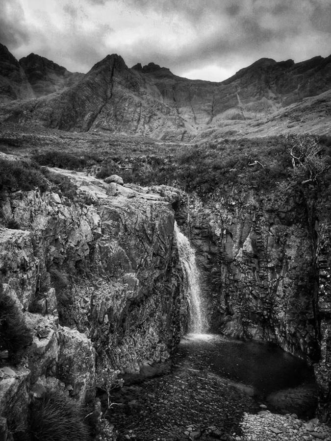 Crofters Cabin Bracadale ภายนอก รูปภาพ
