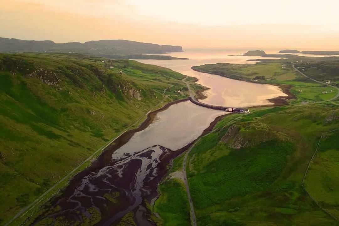 Crofters Cabin Bracadale ภายนอก รูปภาพ